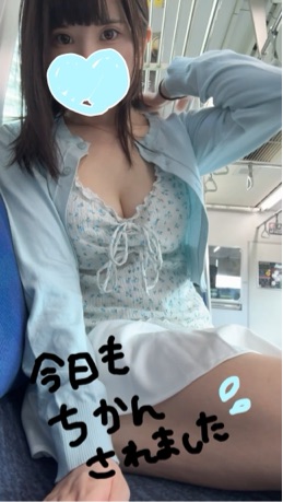 完全顔出し♡ちかんされちゃったけど超超ミニスカ清楚（？）系で電車や公園でぱんちら＆胸ちら散歩♡