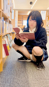 (11月10日まで顔出し！※口元ぼかしアリ)【パン撮記30】激かわアイドル級！図書館女子の清楚パンチラ！粘着撮りでがっつりおぱん