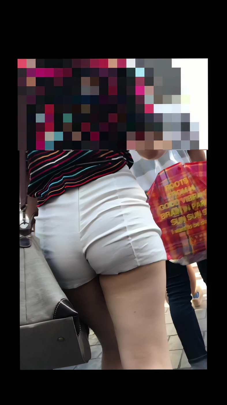 【再販】126健康的でエロい短パンギャルを大追跡しました