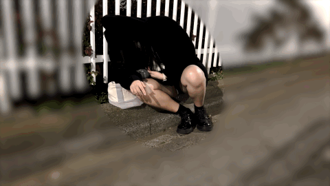 深夜新宿で路上保護した20歳専門学生　見た目に反し清純な下着　ぴちぴち豊満尻に我慢できず生挿入