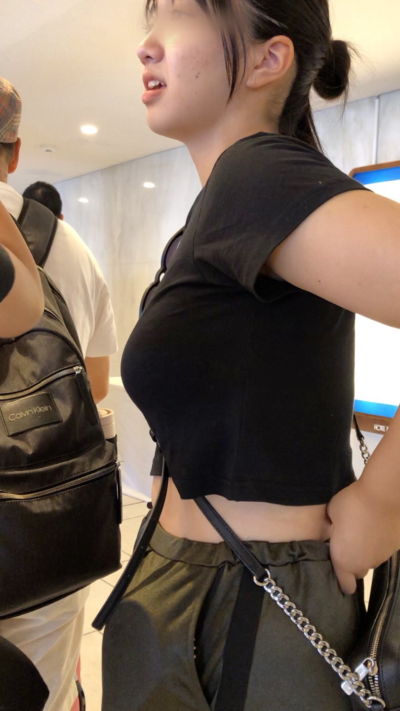 【すぐそこの眺め174】ムチムチボディの可愛いＪＤの体を至近距離で観察！！