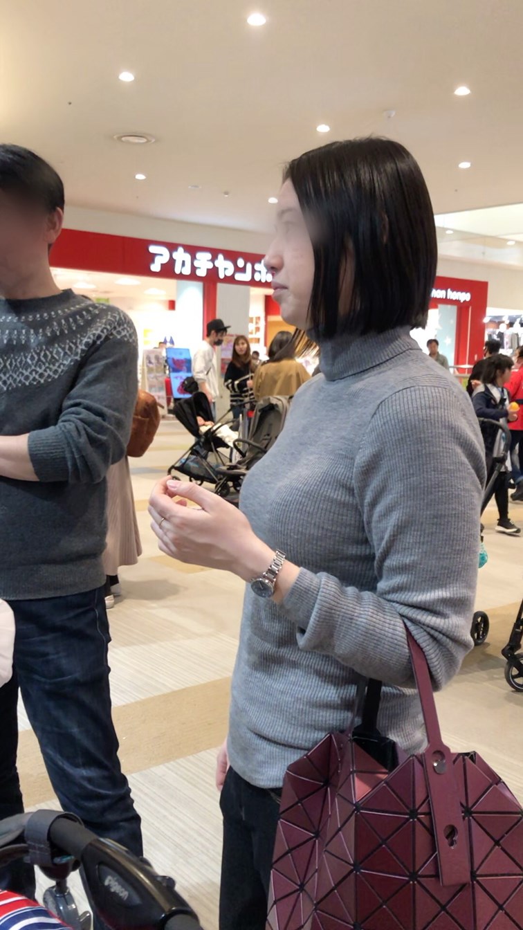 【すぐそこの眺め175_ちっぱいver】スリムでカワイイ系の奥様のちっぱいを至近距離で！