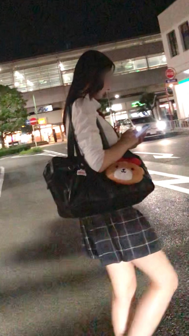 【放課後の眺め128】スタイル抜群の長身美少女ＪＫを追跡！！