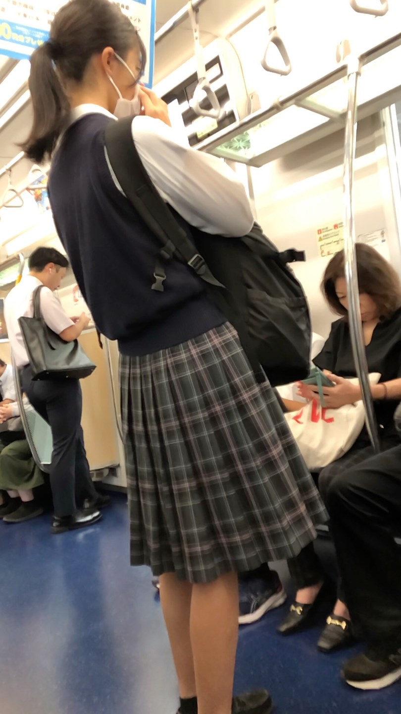 【放課後の眺め133】長身スリムな優等生ＪＫを背後から観察！