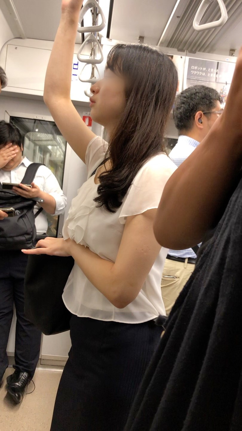 【すぐそこの眺め172】スタイル抜群のＯＬは推定Ｆカップ！