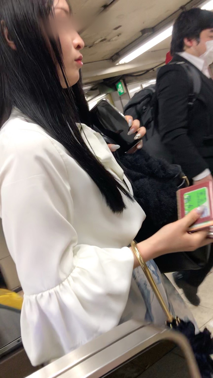【横からの眺め345】３度目の登場！警戒心の強いセクシーＯＬを並走で！
