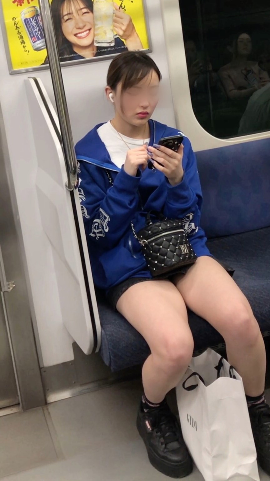 【上からの眺め47】今どきＪＤの健康的な太腿に大興奮！