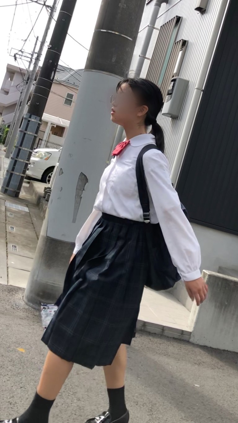 【放課後の眺め135】あどけない体のＪ〇の隠れ巨乳を追いかけて！！