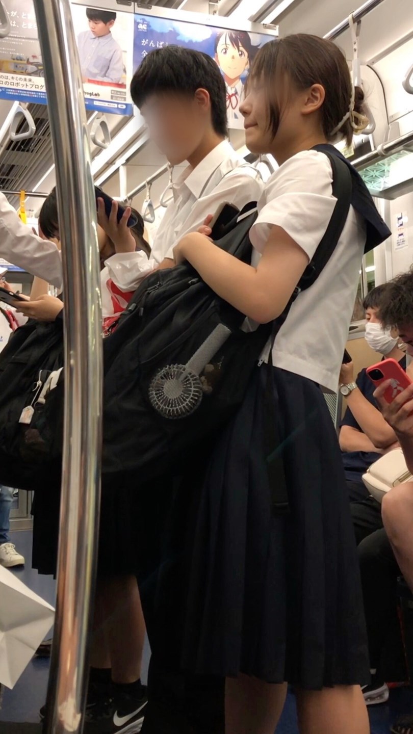 【放課後の眺め142】細身の優等生風制服ＪＫをじっくりと観察！