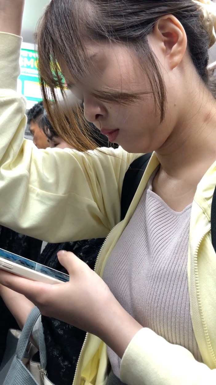 【すぐそこの眺め158】ムチムチ感がエロいＪＤを至近距離から観察！