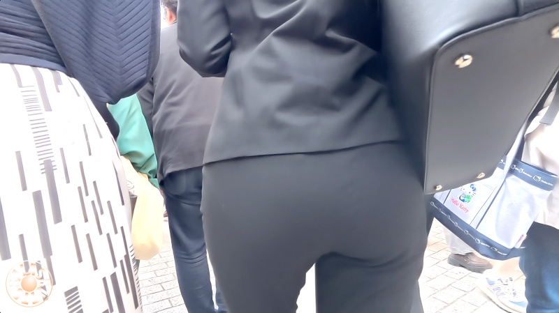 【4K高画質】初々しいリクスーJD尻