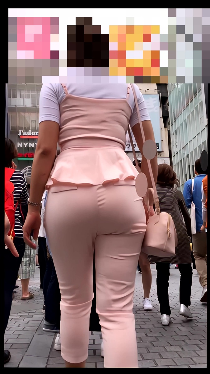 【再販】160眼鏡なのに特盛の爆尻なお姉さん