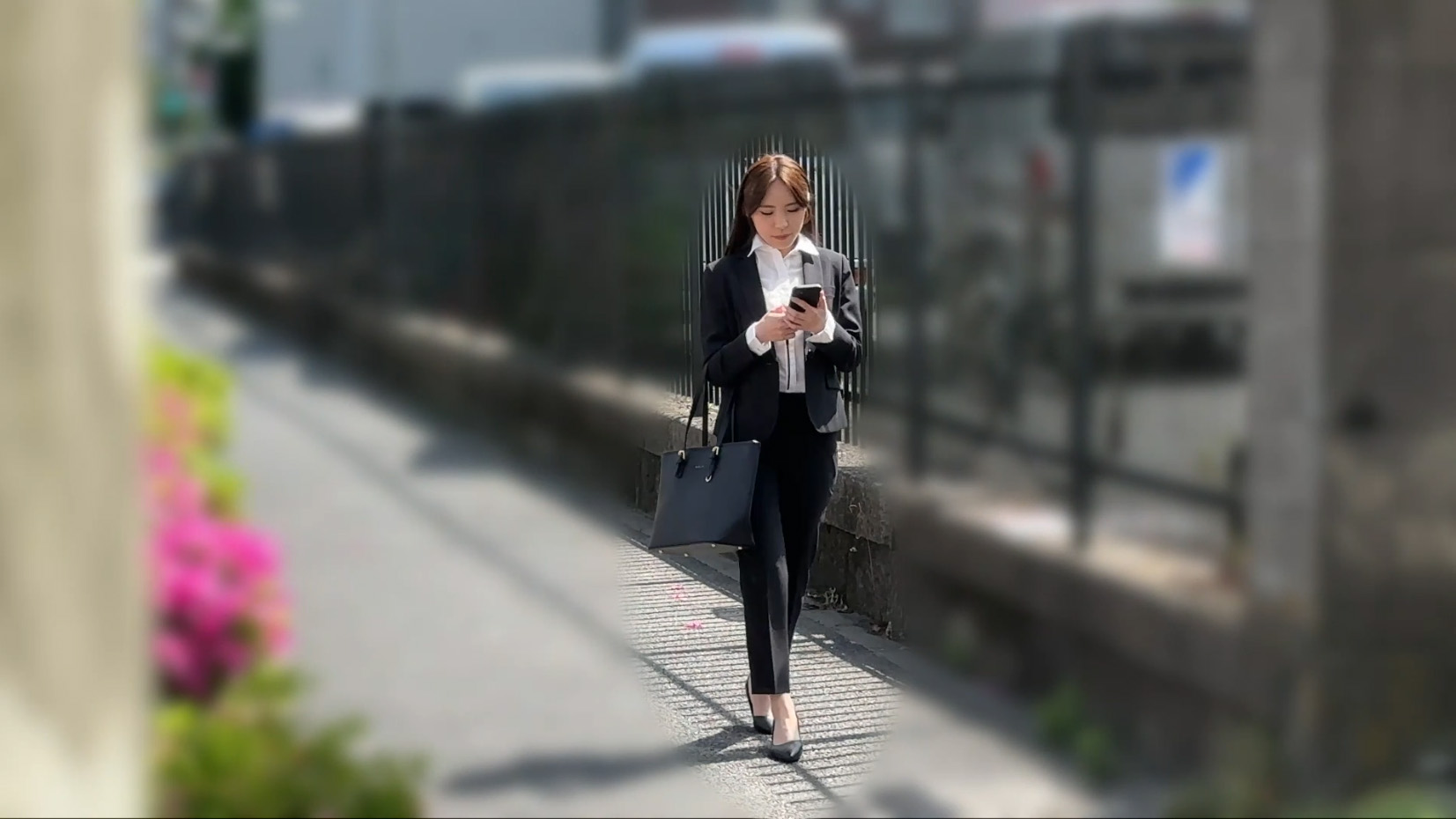 疲れきった就活生　頭トロンガス吸引連れ込み、子宮陥落マーキング