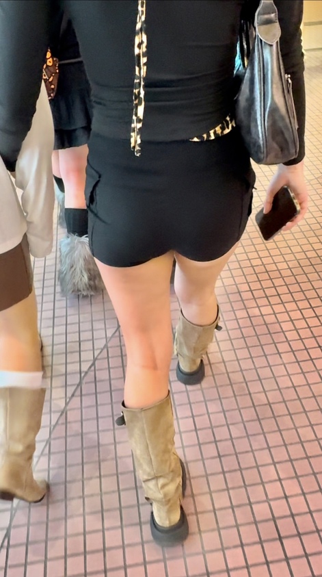 ヒップコレクションVol.20 ピチピチショーパンブーツのお姉さんと短丈ワンピースのプリケツお姉さん達