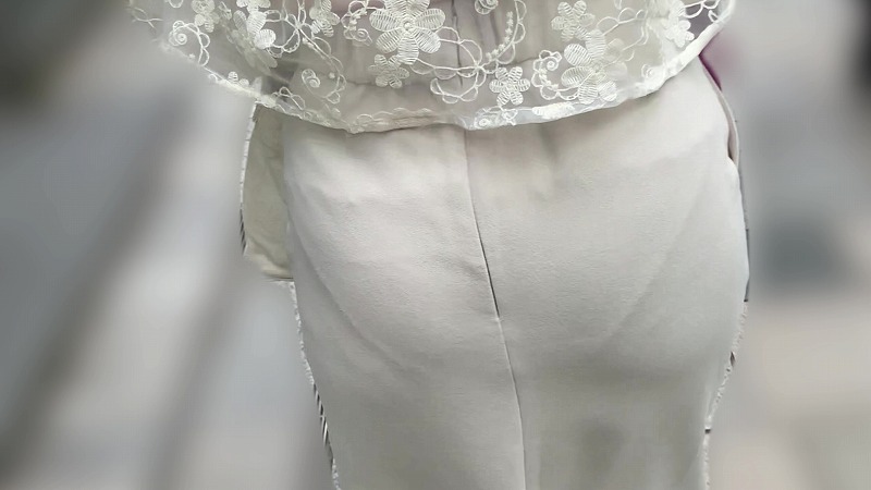 【再販】おパンツ透け透け！清楚系お姉さんのハプニング動画(/ω＼)