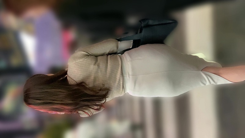 【再販】エロい体をしたOLさんのお尻ふりふり動画（/ω＼)