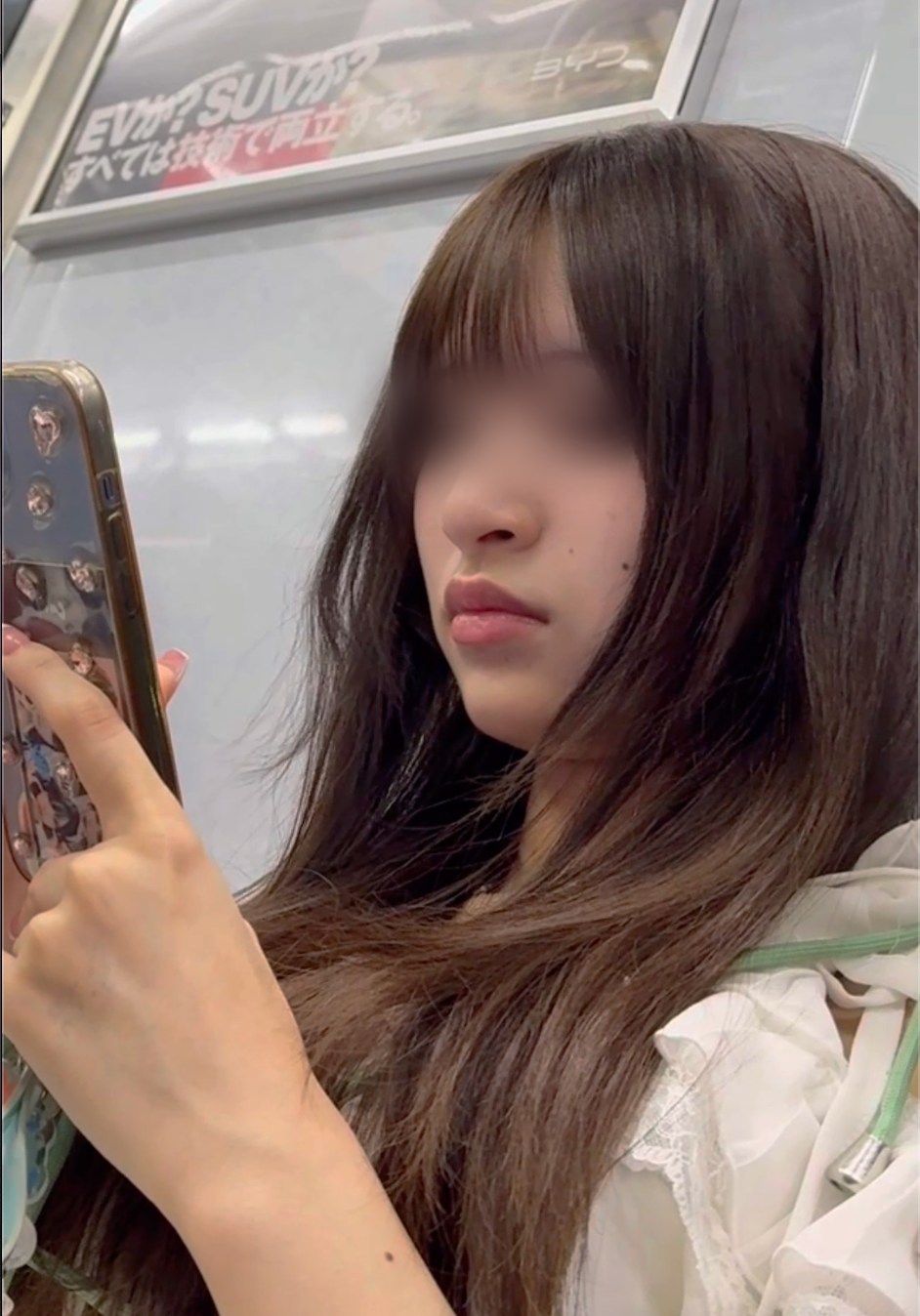 【再販】顔面偏差値高め。ミニスカから見えるS級お姉さんの開放感の生脚を接近で激撮