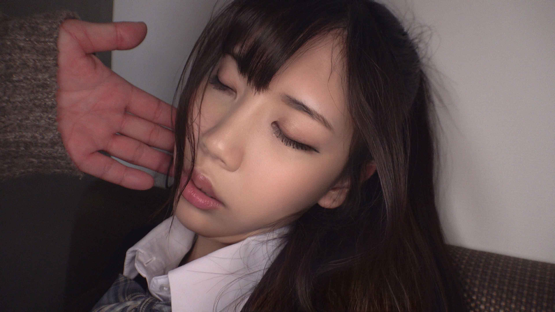 断れない女/他薦学級委員長　腹筋痙攣！極スタイル優等生のクリ剥き敏感ギチギチま〇こに無許可中出しで廃人コース確定