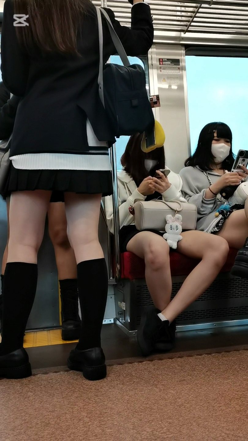 情報量の多い生足