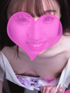 ギャルの誘惑見せつけ乳首　脚立の上からこんにちは