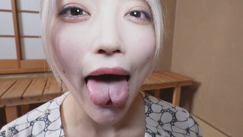 スプリットタンで顔面に伝わる感触を堪能し顔面をドロドロのしてくれたべっびんギャル（完全オリジナル）