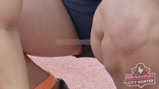 【再販】【モッコリ100mリレーKYU美女】リレーの真骨頂EP7  ヤンキー座りにモッコリ！