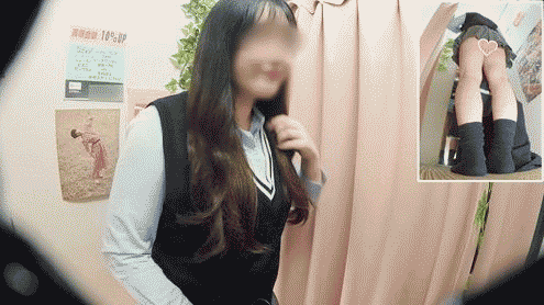 可愛いだけじゃだめですか？爆乳Fカップ正統派じぇ～娘のお喋り着替え　僕のお店の試着室598