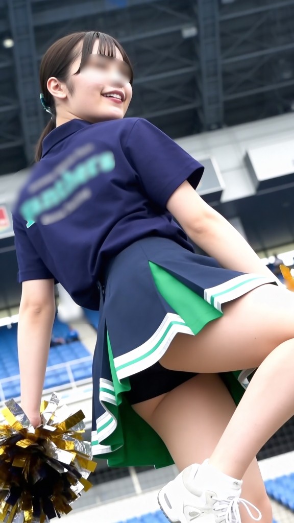 AI技術とチアダンスの融合！味方の勝利のために一生懸命声援を飛ばす熱意溢れるチアガールたちの応援風景