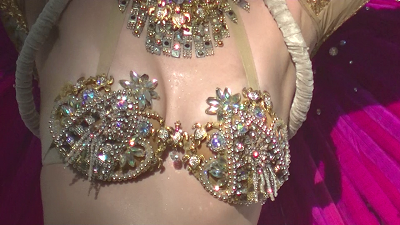 【再販】サンバpart-15　～ステージのスレンダー美魔女ダンサーさんの汗ばんだお胸に大興奮！～