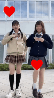 【動画】足上げパンチラ