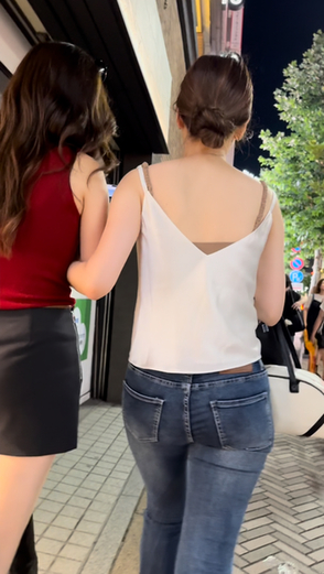 デニム女子コレクションVol.48 繁華街を優雅に歩く美スタイルデニムパンツのお姉さん達
