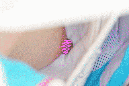 【幼稚園の激かわ先生クリスマス準備】【割れ目が見えちゃうハプニング】