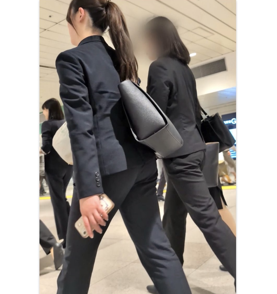 【535】夜でもギラギラした色気が隠せない、フレッシュリクルートスーツOLさんグループの輝きを追う！