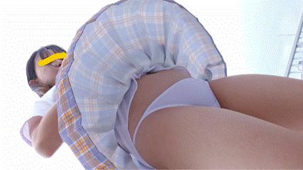 [会員制マル秘イベントお宝映像シリーズ129-3]屋外制服コスプレイベント、パンツ着用トラブルがほほえましい（笑