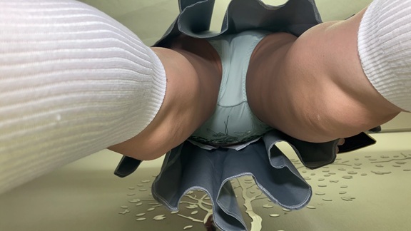 【再販】【画像・動画】コスプレイヤーのスカートをローアングル撮影！生パンツをがっつり撮影！～【推〇の子】有〇かな～【超接写】