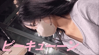 P② 激混み電車で胸元緩めの可愛いこのおっぱい見ながらずっと触ってます