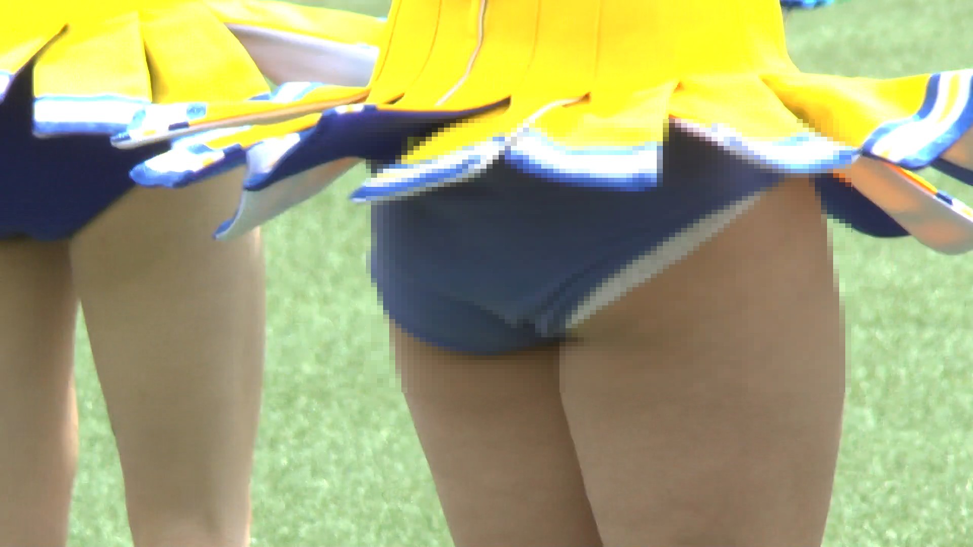 【再販】なにわガールズ1140 おぉ！懐かしの黄ヘリやで！ アンスコからはみ出しているのは…ええやないか！