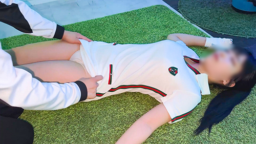 【再販】シミュレーションゴルフ練習生女子とその後 色白巨乳のハーフ顔可愛い美人とおやすみ生ハメ