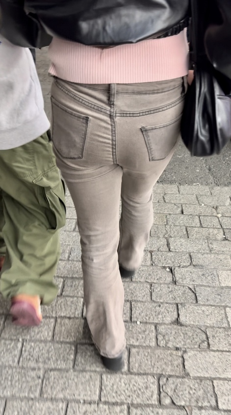 デニム女子コレクションVol.75 グレーデニムのエロいデニム尻３選