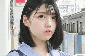《神スタイル》【電車チカン】★某有名私立校夏服★身長178cmのスーパーモデル体型★在学起業を目指す未来のセレブに中外2連発！