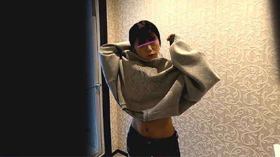 【再販】都内私大軽音サー2年［　茉央　］ちゃん ヘラ気味だけどめっちゃかわいい♪サークルの姫 隠し撮りしたら意外とおっぱいあった♪