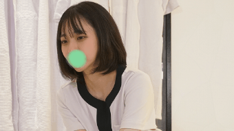 《個人撮影》銀行員の彼氏とセックスレスな激カワ美巨乳セラピストさんを無理ハメしたら「彼氏より気持ちいい！」と何度も中イキしてセフ