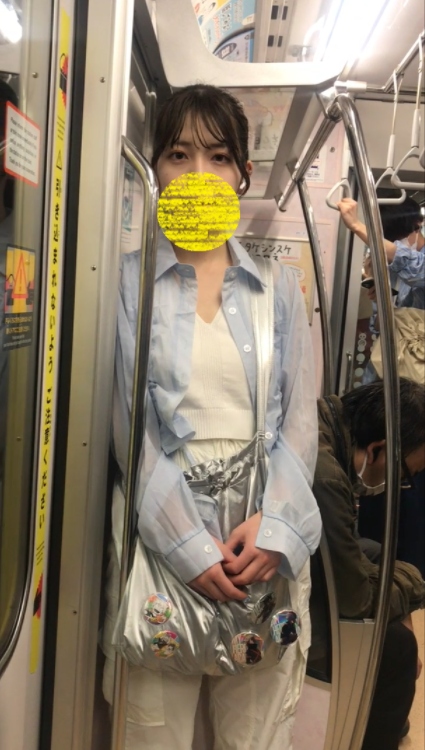 まるでAIのように可愛いJD至近距離ロックオン!