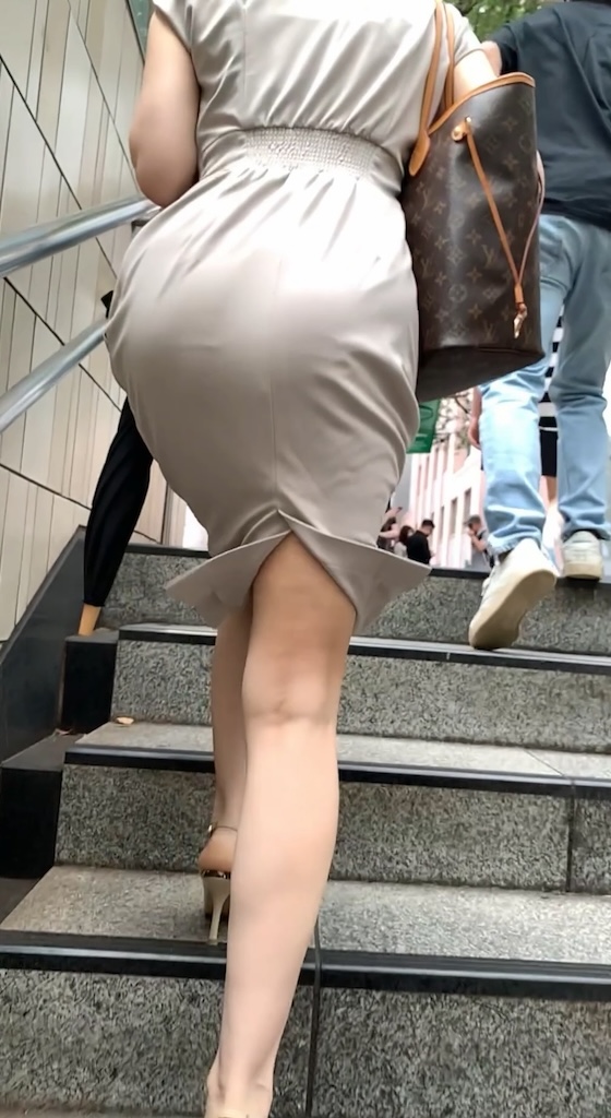 【再販】No.1340「はち切れそうな程パツパツで美尻際立つ！清楚系美人OLのタイトワンピース」