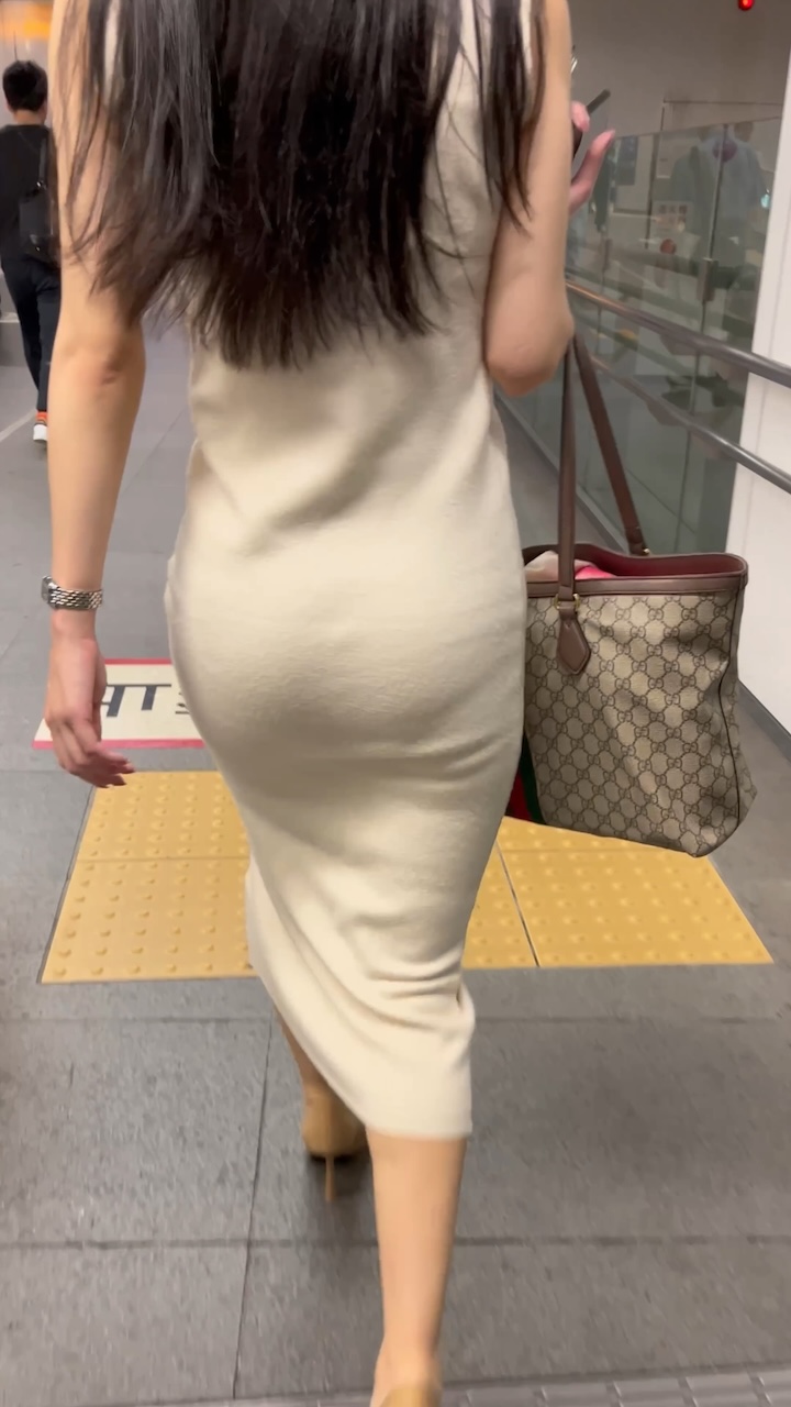 【再販】《４K・高画質》 No.1232「１００点美女！歩きだけで興奮させる抜群な美尻」
