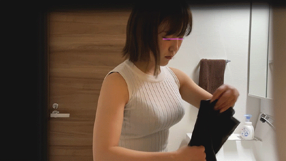 【再販】コンカフェ新人［　美央　］乳があまりにもぱっつぱつだったのでシャワーを確かめてみたらガチの美巨乳＆美尻で抜いてしまいました