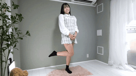 にんにん撮影会14　ゆ〇ちゃみ似？陽キャの元ダンス少女の汚ぱんつをこっそり撮影の術の巻