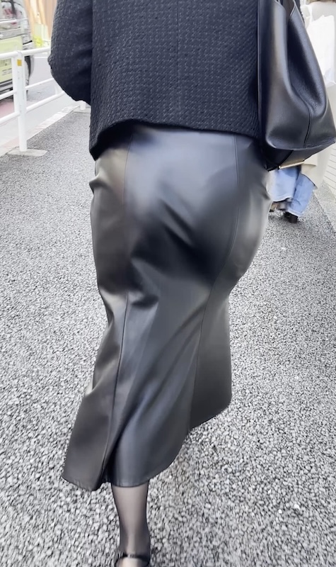 【再販】《４K・高画質》 No.1418「真冬に出会った衝撃！Tバック丸わかりで出勤するアラサーOL」