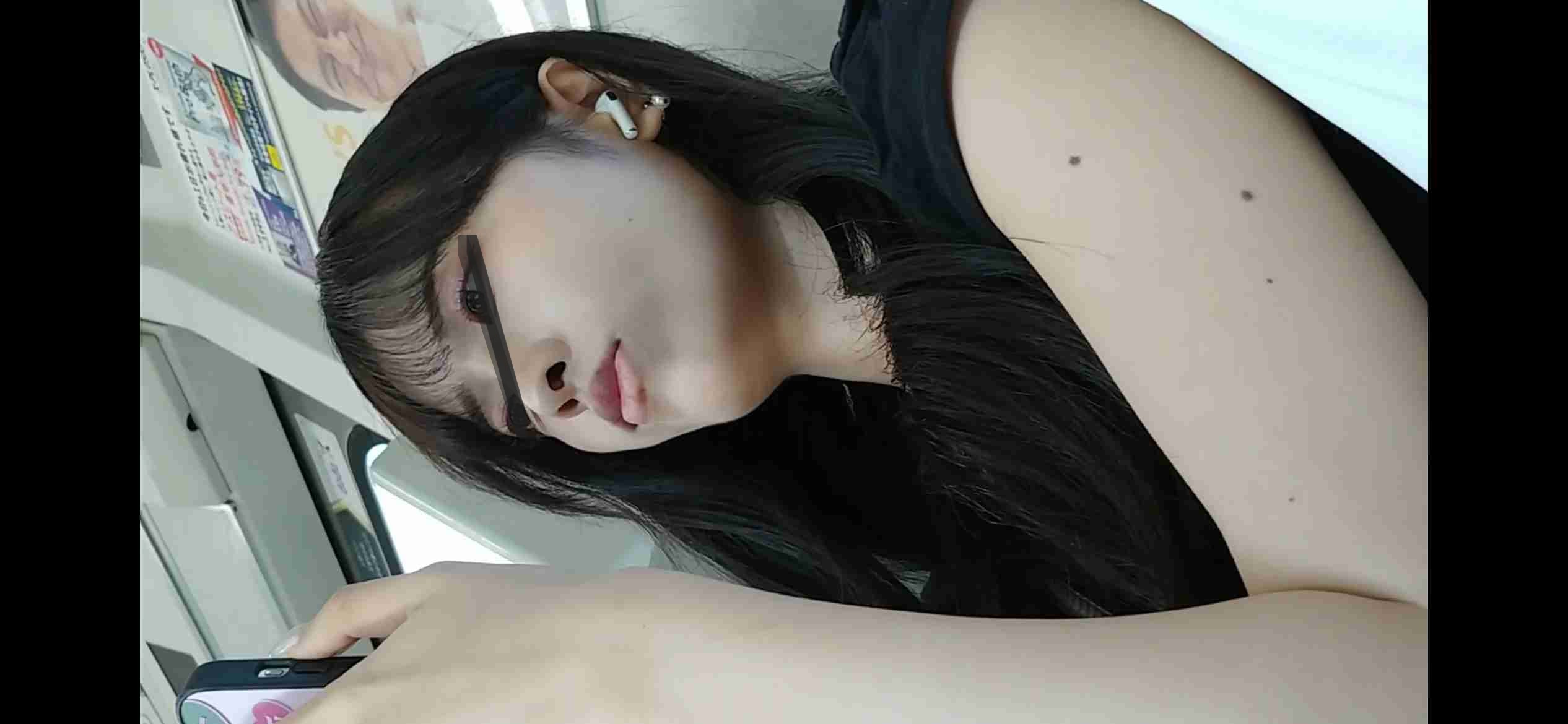【再販】かぶりつきたい美脚13　色白お嬢様系女子大生のエロ太ももに最接近！！
