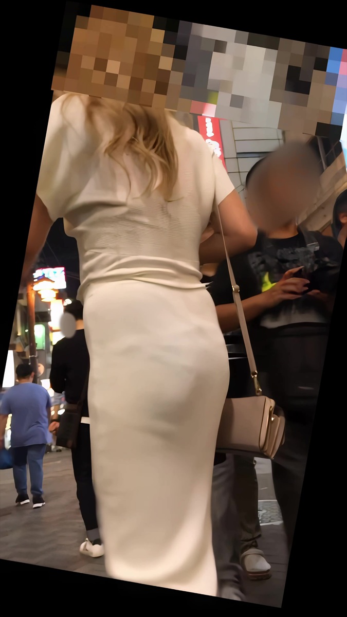 【再販】102タイトでエロいギャルとタイトなミニスカのお姉さん
